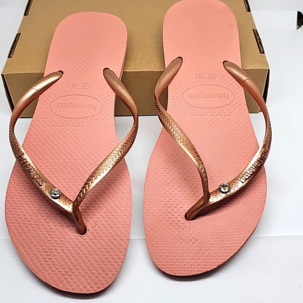 Havaianas Flip-Flop With Gemstone in Women's Size 11/12W